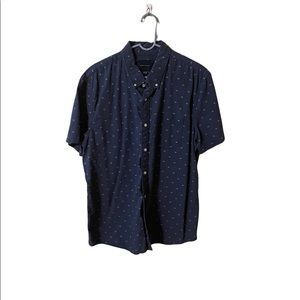 American Eagle shirt sleeved dress shirt